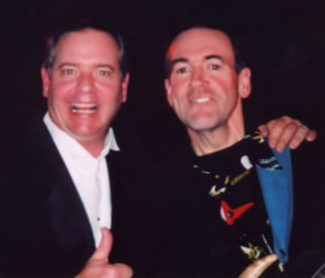 Billy as Sinatra with Arkansas Governer Mike Huckabee